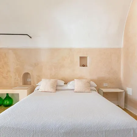 Masseria Li Capperi By Perle Di Puglia Couette-café