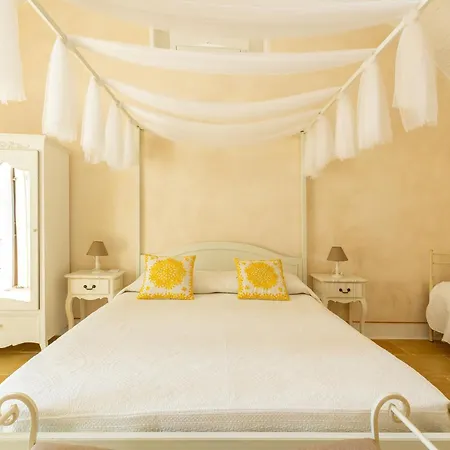 Masseria Li Capperi By Perle Di Puglia Bed & Breakfast 4*