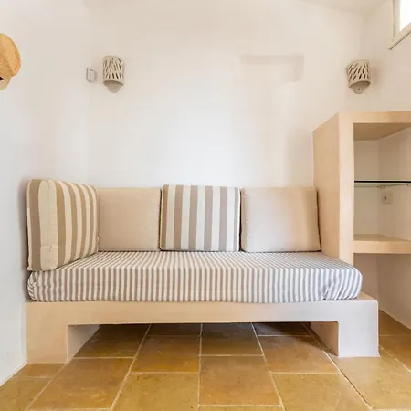 Bed & Breakfast Masseria Li Capperi By Perle Di Puglia Alezio