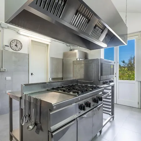 Masseria Li Capperi By Perle Di Puglia 4* Alezio